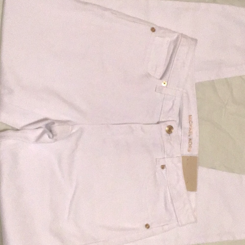 MK White skinny jeans. BN wo all tags